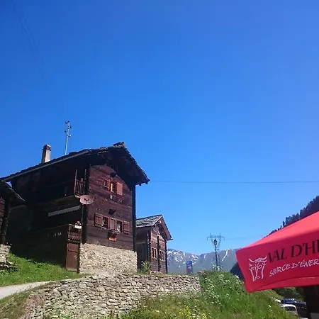 Hotel Du Bleu La Gouille