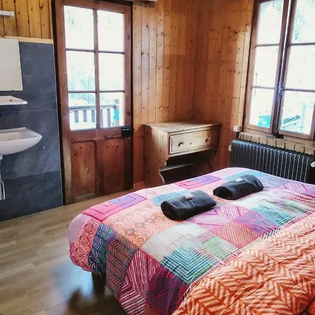 Du Bleu 2* La Gouille